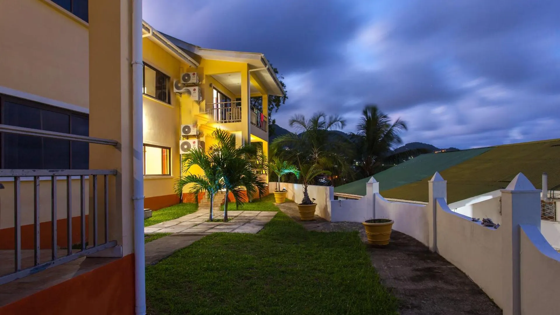 Dar & Douce Apartments Pointe Au Sel 0*,  Seychelles